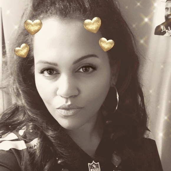 Meet your Posher, Shabana - Picture 3 of 7